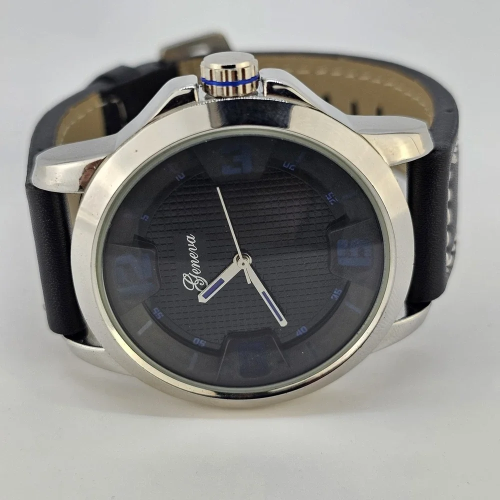 44MM Men's Minimalist Watch Black Dial Black Faux Leather Bands New Battery‎